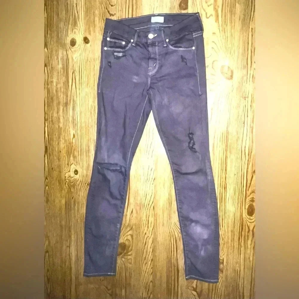 MOTHER distressed gray purple jeans in size 24 thrashed grunge